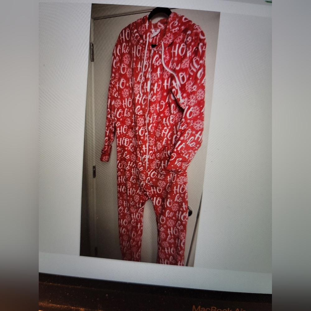 NWT LUXURY SOFT COMFY MENS SMALL ONSIE BATH ROBE SOFT ZIP UP FRONT POCKETS HOODI